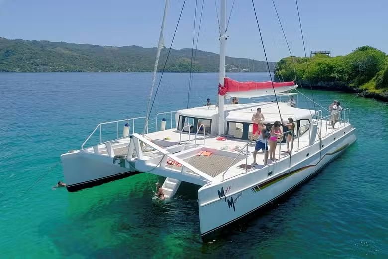 Cayo Levantado Island Tour in Samana Bay.